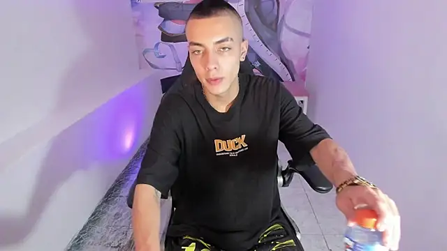 Dereck Boy8 online show from 11-10-25, 08:25