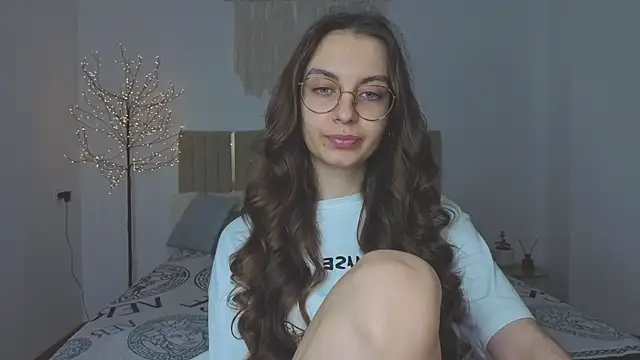 Real cutie1 online show from 12-05-25, 01:43