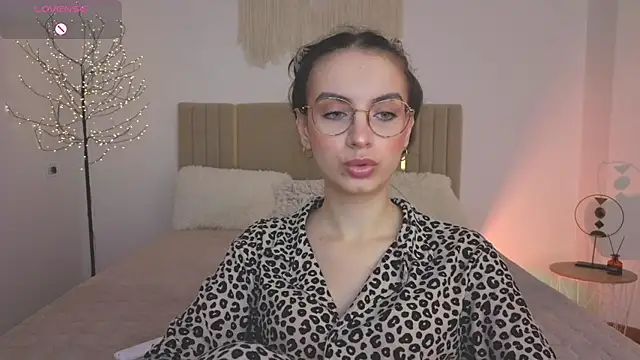 Real cutie1 online show from 05-12-26, 12:55