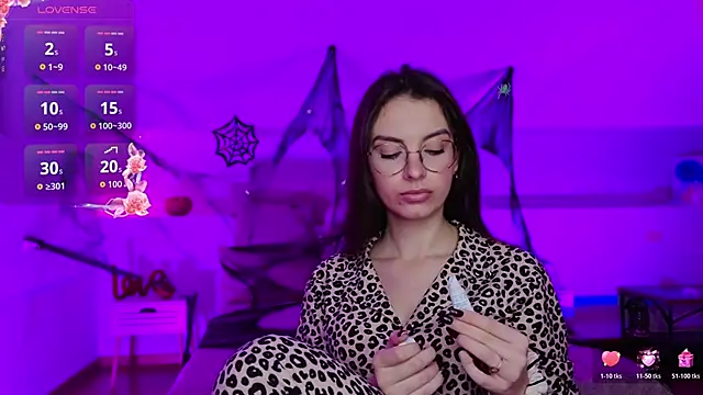 Real cutie1 online show from 10-22-25, 09:35