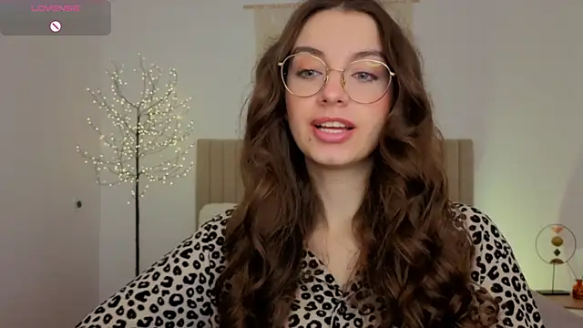Real cutie1 online show from 05-28-26, 12:55