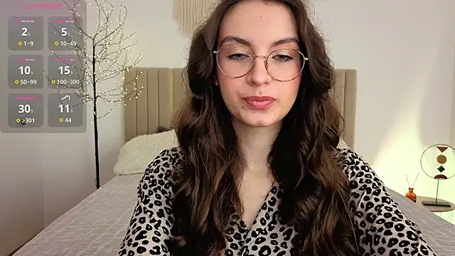 Real cutie1 online show from 06-15-26, 12:38