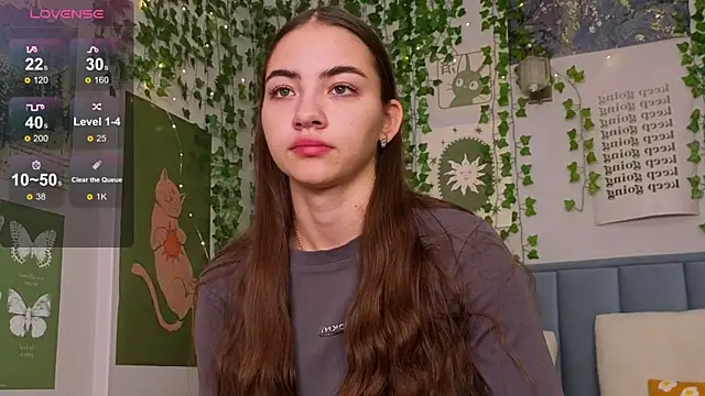 Ashley Pierce online show from 12-14-25, 04:08