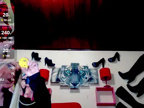 blondehot5v online show from 09-22-25, 12:00