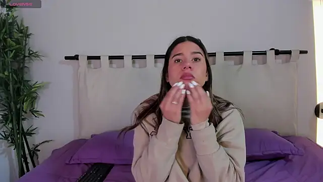 Snapshot of Rachell_criss chatting on 02-19-26, 04:31 Rachell criss online show from 02-19-26, 04:31