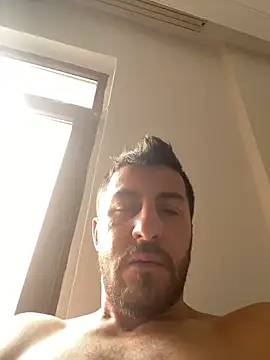 emredenizz07 online show from 11-06-25, 07:34