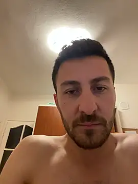 emredenizz07 online show from 12-02-25, 05:47