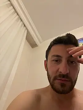 emredenizz07 online show from 11-08-25, 10:24