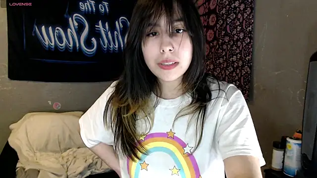 London Ray online show from 11-24-25, 05:07