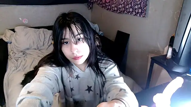 London Ray online show from 12-14-25, 03:02