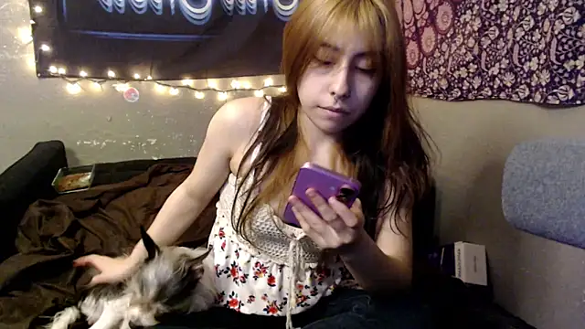 Snapshot of London_Ray chatting on 06-30-26, 10:54 London Ray online show from 06-30-26, 10:54