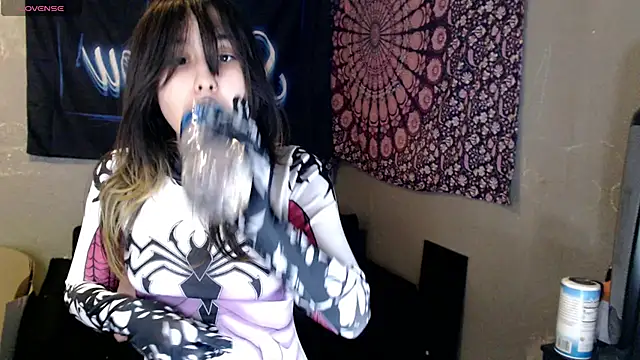 London Ray online show from 11-01-25, 09:47