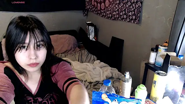 London Ray online show from 12-04-25, 08:13