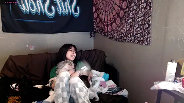 London Ray online show from 04-10-26, 11:01