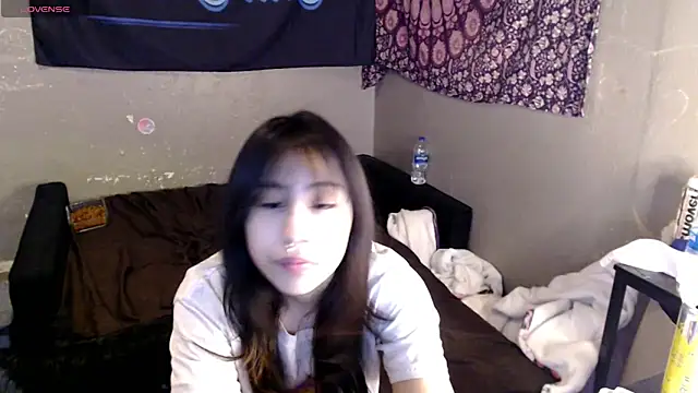 London Ray online show from 03-12-26, 06:23