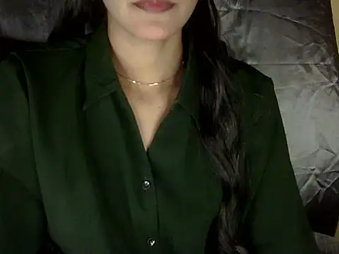 zara Khan0 online show from 10-02-25, 03:37