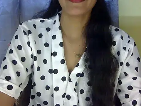 zara Khan0 online show from 09-21-25, 03:06