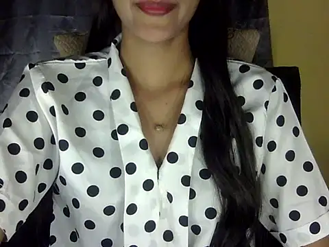zara Khan0 online show from 10-12-25, 02:18