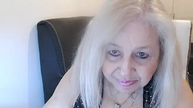 Snapshot of SusiLifeXXX chatting on 02-27-26, 08:30 SusiLifeXXX online show from 02-27-26, 08:30