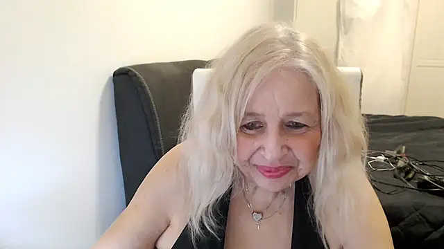 SusiLifeXXX online show from 03-16-26, 08:22