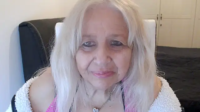 Snapshot of SusiLifeXXX chatting on 02-16-26, 07:45 SusiLifeXXX online show from 02-16-26, 07:45