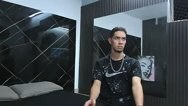 Snapshot of _Axel_09 chatting on 04-07-26, 03:41 Axel 09 online show from 04-07-26, 03:41