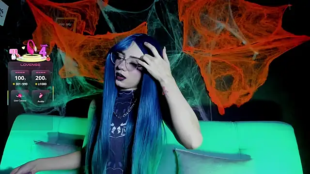 madiixwatson online show from 10-31-25, 10:12