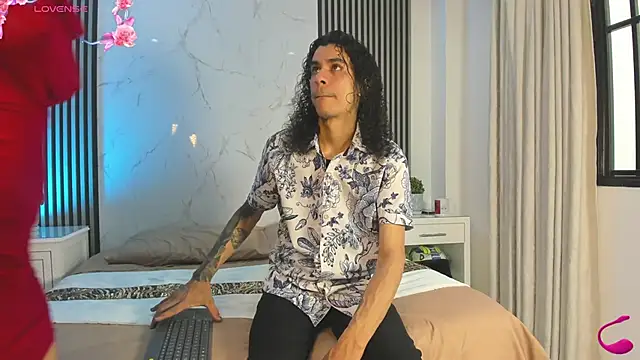 JackAndRosse  online show from 11-06-25, 01:37