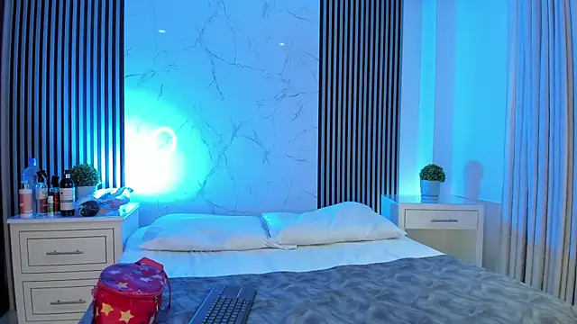 JackAndRosse  online show from 01-12-26, 01:40