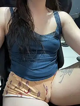 novinhacasada22 online show from 04-01-26, 12:17