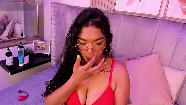 Snapshot of Seshat_Hitt chatting on 10-24-25, 03:16 Seshat Hitt online show from 10-24-25, 03:16