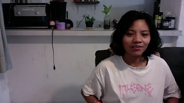 Nia Desire online show from 05-26-26, 05:05