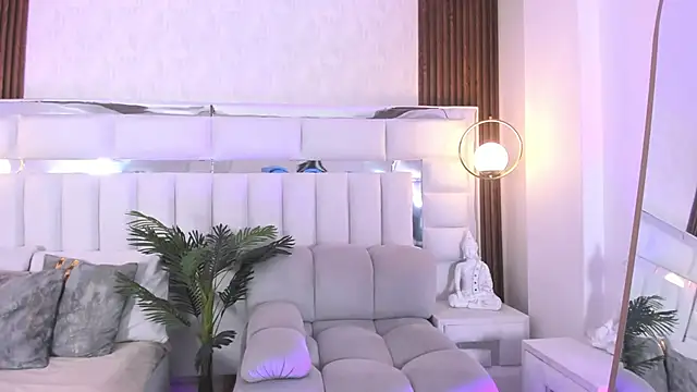 im kasumi online show from 12-18-25, 01:04