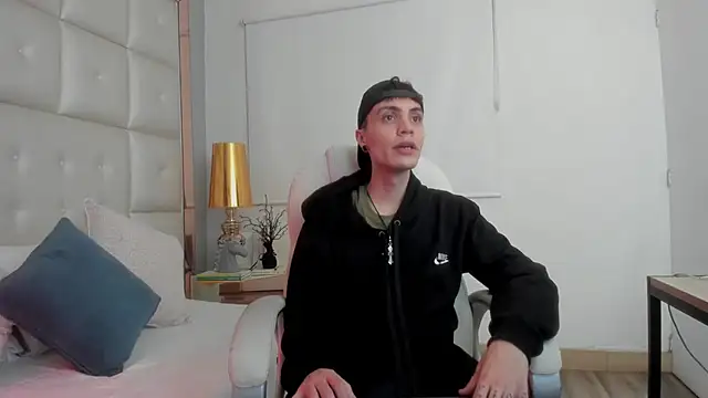 dark sun302 online show from 12-21-25, 11:49