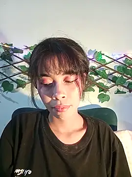 Snapshot of dolliette24 chatting on 06-05-26, 03:44 dolliette24 online show from 06-05-26, 03:44