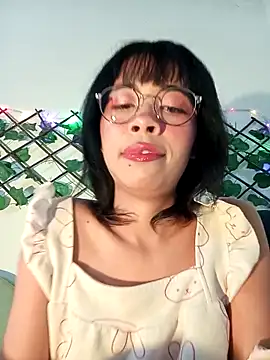 dolliette24 online show from 04-11-26, 05:15