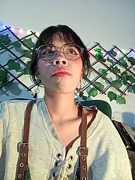 Snapshot of dolliette24 chatting on 05-23-26, 03:38 dolliette24 online show from 05-23-26, 03:38