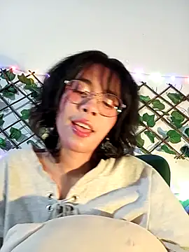 dolliette24 online show from 03-31-26, 04:25