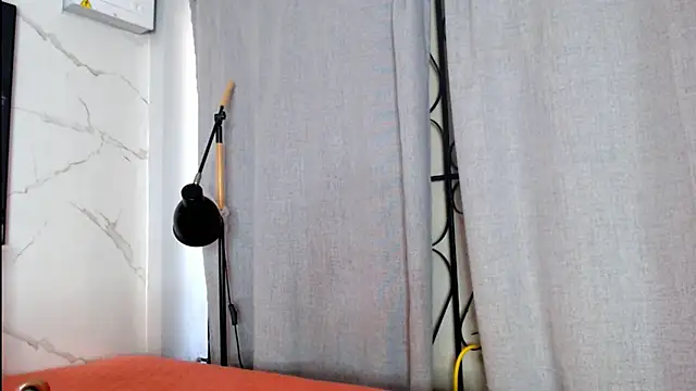 Evaa 18 online show from 12-17-25, 06:02