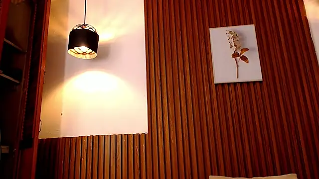 Evaa 18 online show from 02-12-26, 05:34