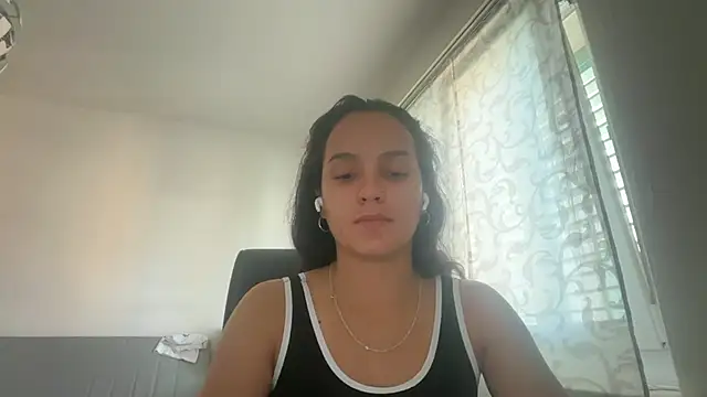 Maia Park online show from 05-24-26, 01:33
