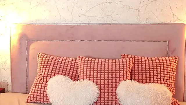 ChannelAngeless online show from 01-11-26, 01:51