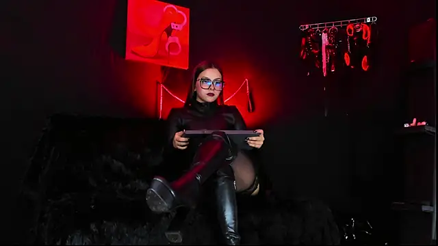 isabellestone online show from 02-24-26, 09:26