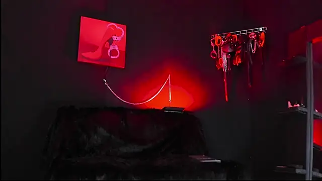 isabellestone online show from 03-18-26, 09:37