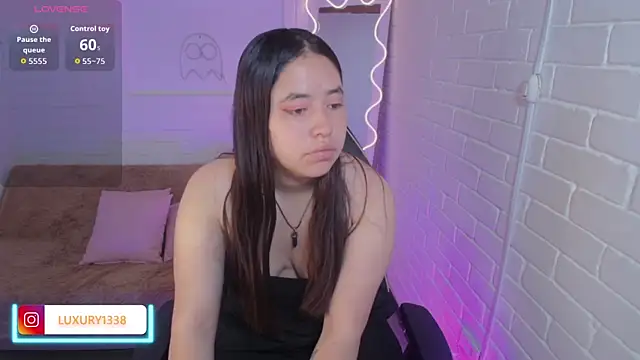Luaxury tay online show from 09-29-25, 03:35