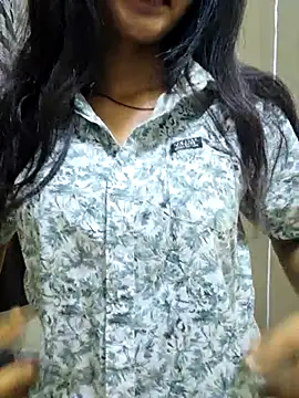 Snapshot of Raj-kumari chatting on 05-22-26, 05:55 Raj-kumari online show from 05-22-26, 05:55