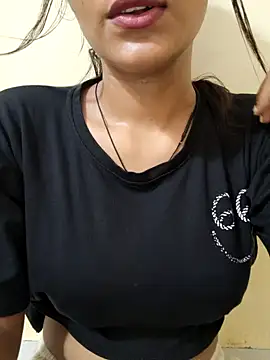 Snapshot of Raj-kumari chatting on 07-07-26, 03:20 Raj-kumari online show from 07-07-26, 03:20