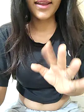 Snapshot of Raj-kumari chatting on 07-05-26, 04:06 Raj-kumari online show from 07-05-26, 04:06