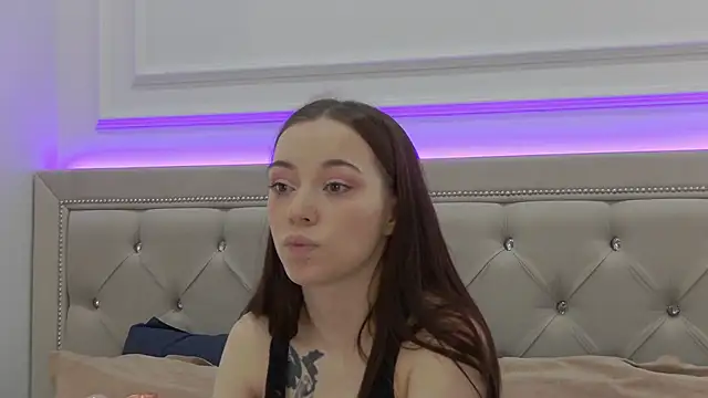 ZoeyNeal online show from 02-22-26, 02:08