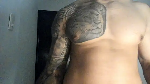 Snapshot of ThiagoLugo chatting on 06-09-26, 05:47 ThiagoLugo online show from 06-09-26, 05:47